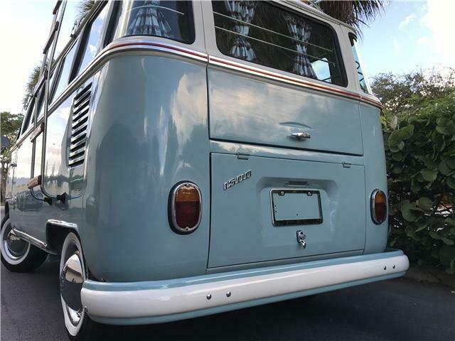 Volkswagen Bus/Vanagon 1966 image number 10