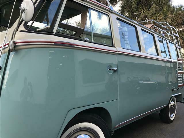 Volkswagen Bus/Vanagon 1966 image number 15