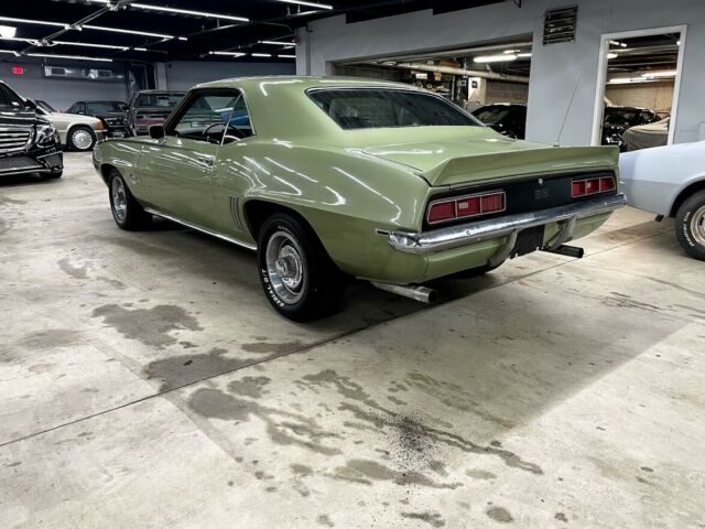 Chevrolet Camaro 1969 image number 2