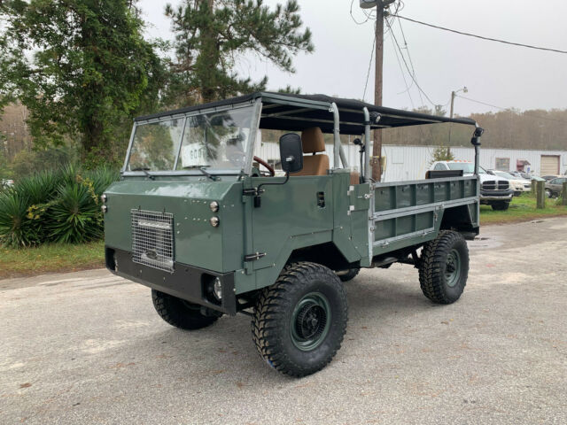 Land Rover Defender 1975 image number 0