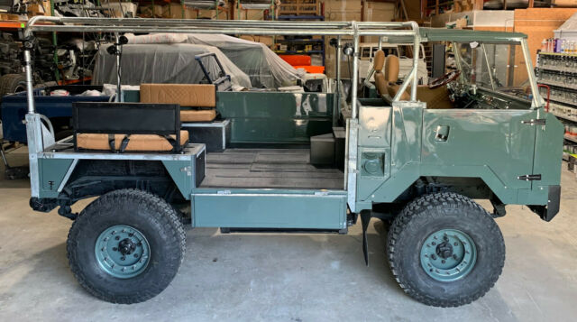 Land Rover Defender 1975 image number 11