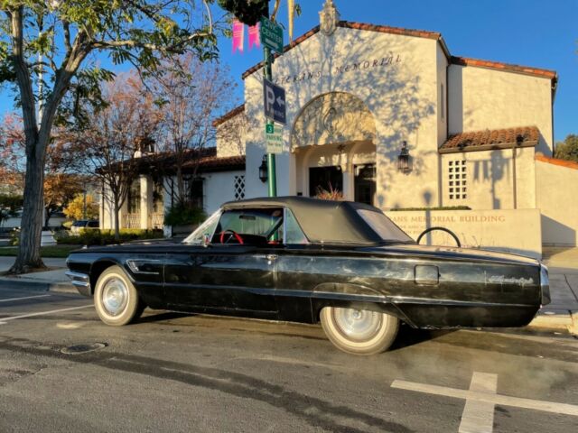 Ford Thunderbird 1965 image number 24