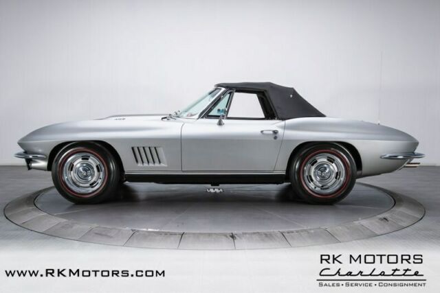 Chevrolet Corvette 1967 image number 15