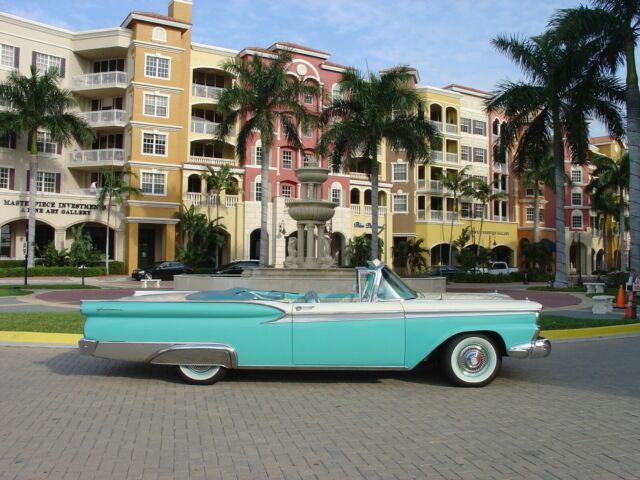 Ford Galaxie 1959 image number 11