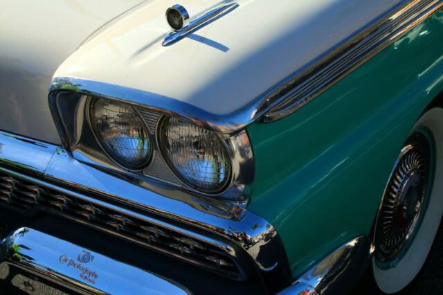 Ford Galaxie 1959 image number 7