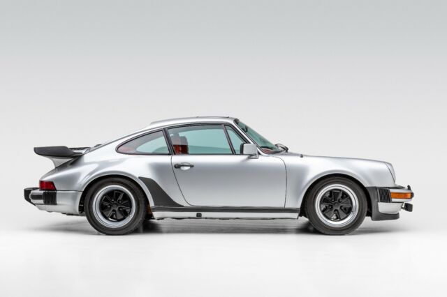 Porsche 911 1979 image number 2