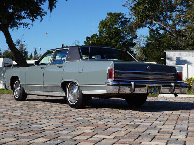 Lincoln Continental 1978 image number 8