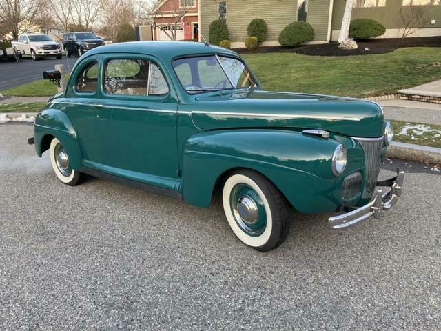 Ford 2 door coupe 1941 image number 1