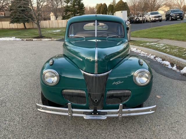 Ford 2 door coupe 1941 image number 18