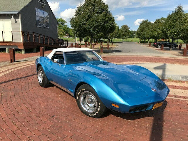 Chevrolet Corvette 1974 image number 0