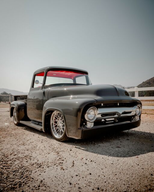 Ford F-100 1956 image number 0