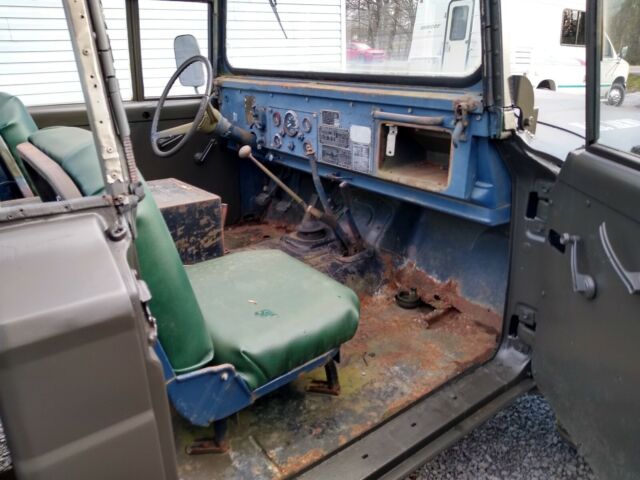 Jeep M715 1967 image number 23