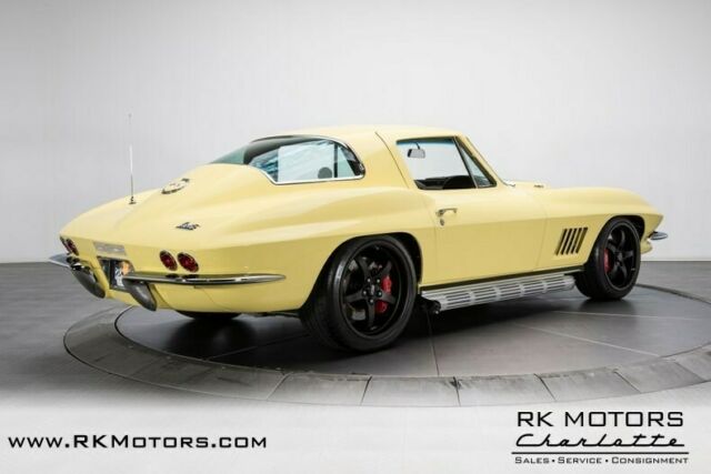 Chevrolet Corvette 1967 image number 25