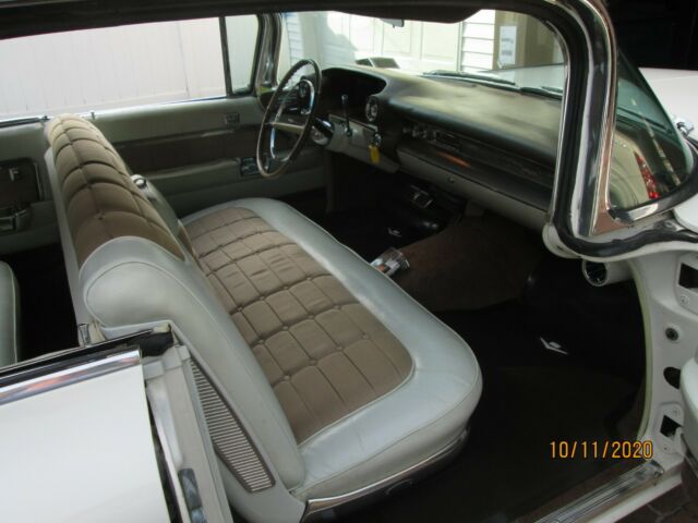 Cadillac Fleetwood 1959 image number 2