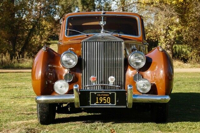 Rolls-Royce Silver Spirit/Spur/Dawn 1950 image number 1