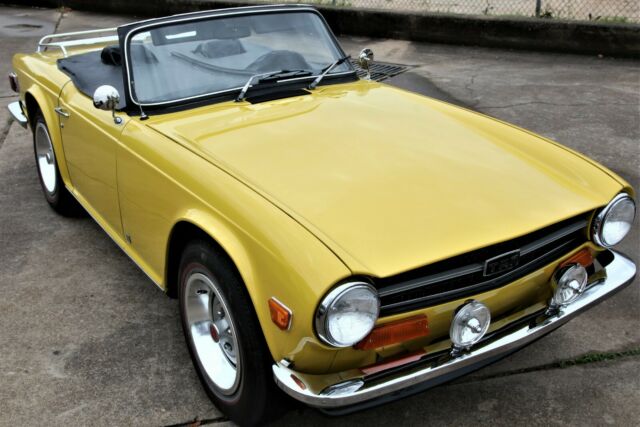 Triumph TR-6 1973 image number 12