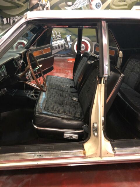 Lincoln Continental 1963 image number 35