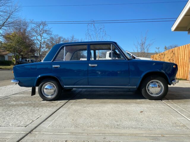 Lada 2101 1973 image number 14