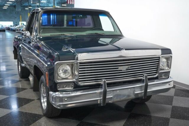 Chevrolet C-10 1976 image number 42