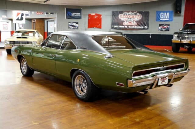 Dodge Charger 1970 image number 14