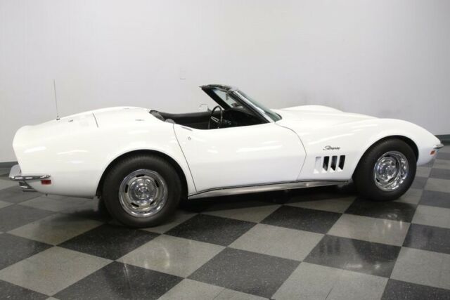 Chevrolet Corvette 1969 image number 14