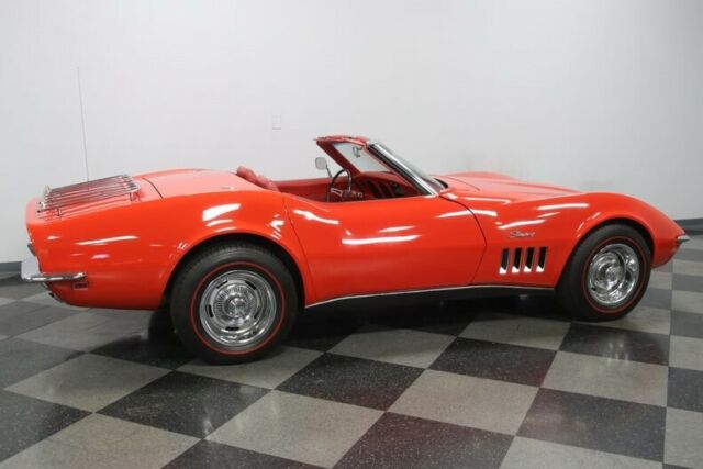 Chevrolet Corvette 1969 image number 14