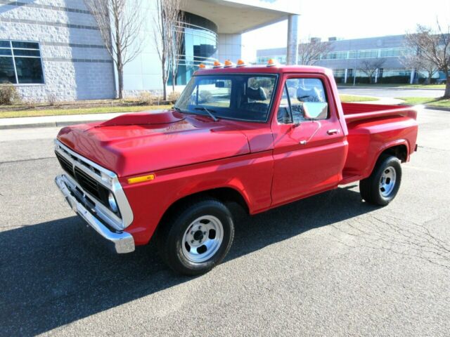 Ford F-150 1977 image number 2