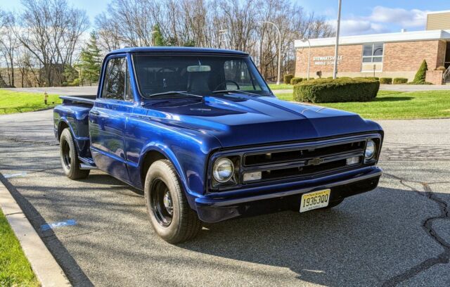 Chevrolet C-10 1967 image number 1