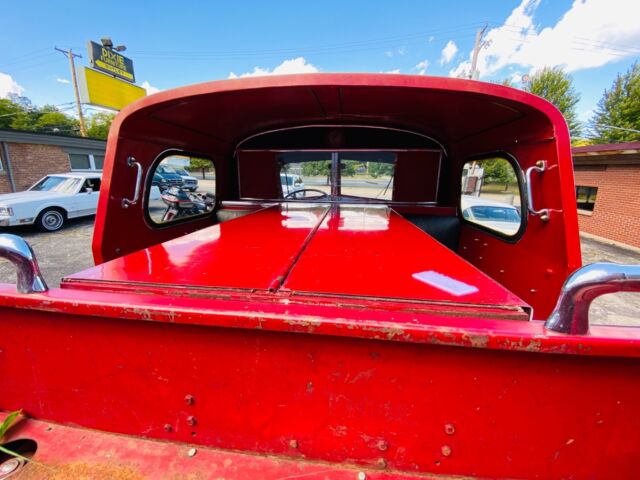 American LaFrance Fire Truck 1948 image number 23