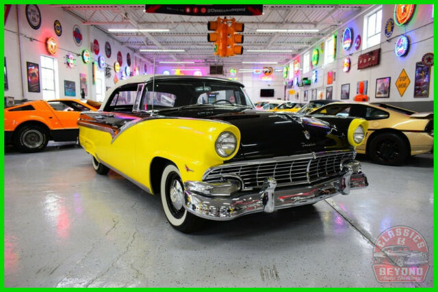 Ford Fairlane 1956 image number 0