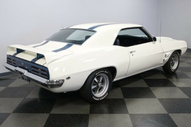 Pontiac Firebird 1969 image number 13