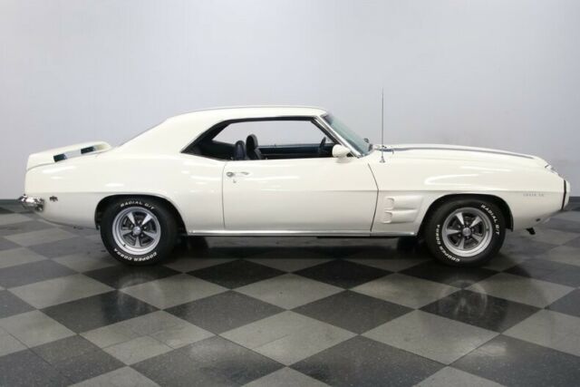 Pontiac Firebird 1969 image number 15