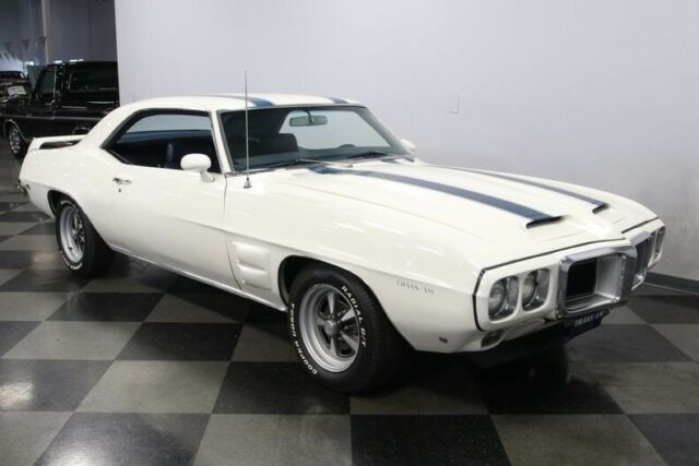 Pontiac Firebird 1969 image number 17