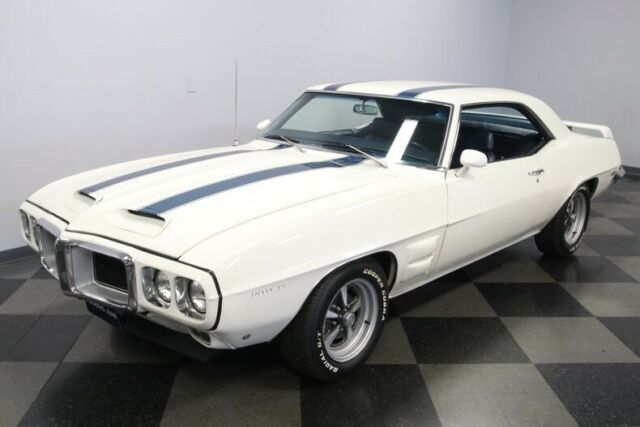 Pontiac Firebird 1969 image number 22