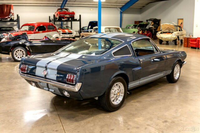 Ford Mustang 1965 image number 10