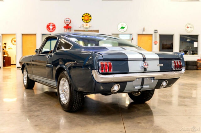 Ford Mustang 1965 image number 30