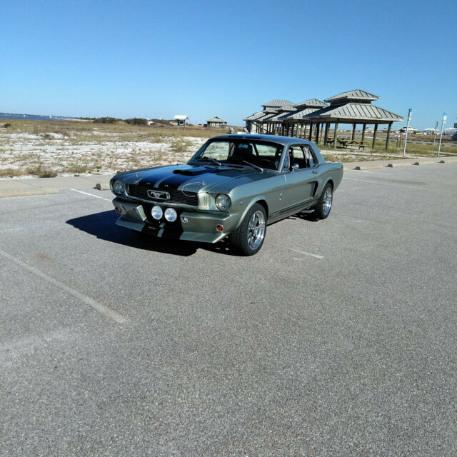 Ford Mustang 1966 image number 0