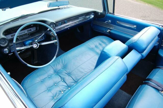 Cadillac Series 62 Convertible 1960 image number 47