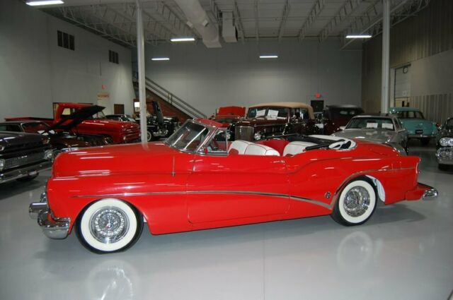 Buick Skylark Convertible 1953 image number 7