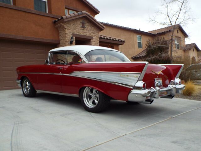 Chevrolet Bel Air/150/210 1957 image number 21