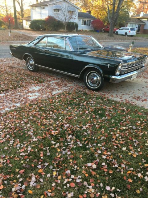 Ford Galaxie 1966 image number 11