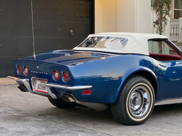 Chevrolet Corvette 1972 image number 29