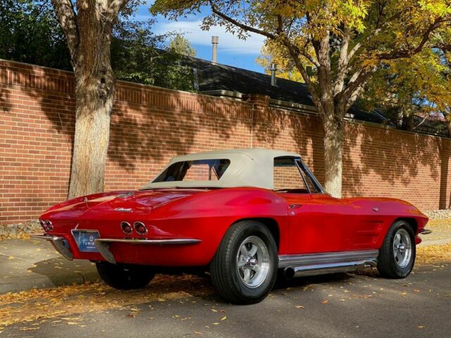 Chevrolet Corvette 1964 image number 23