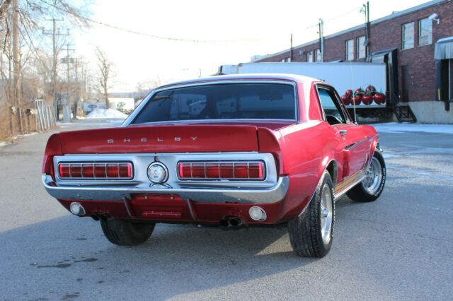 Ford Mustang 1967 image number 28