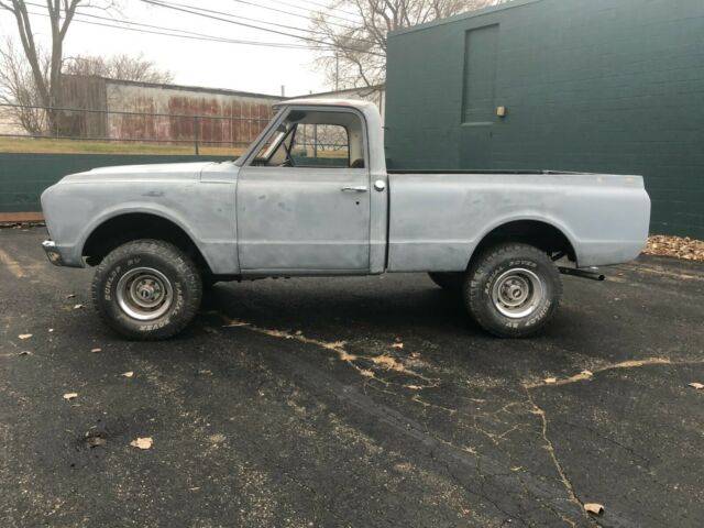 Chevrolet C/K Pickup 1500 1967 image number 1