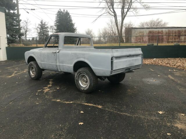 Chevrolet C/K Pickup 1500 1967 image number 13