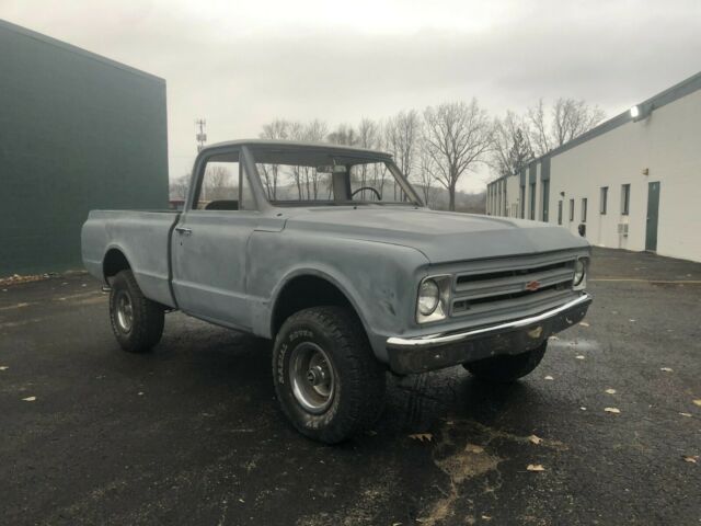 Chevrolet C/K Pickup 1500 1967 image number 15