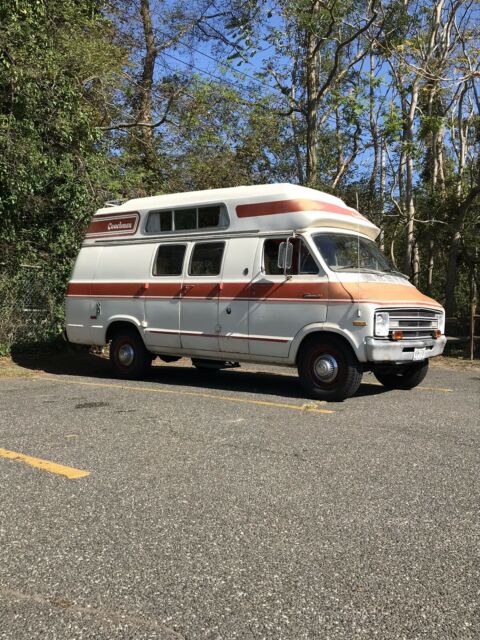 Dodge B300 Coachmen Campervan RV 1976 image number 0