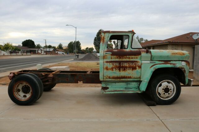 GMC 3500 1961 image number 13