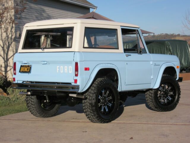 Ford Bronco 1975 image number 30